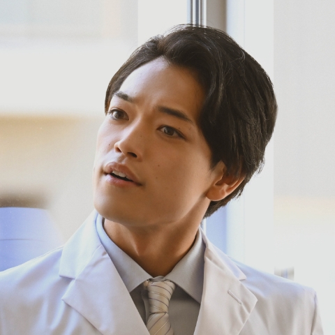 橋口拓海 役　原 嘉孝